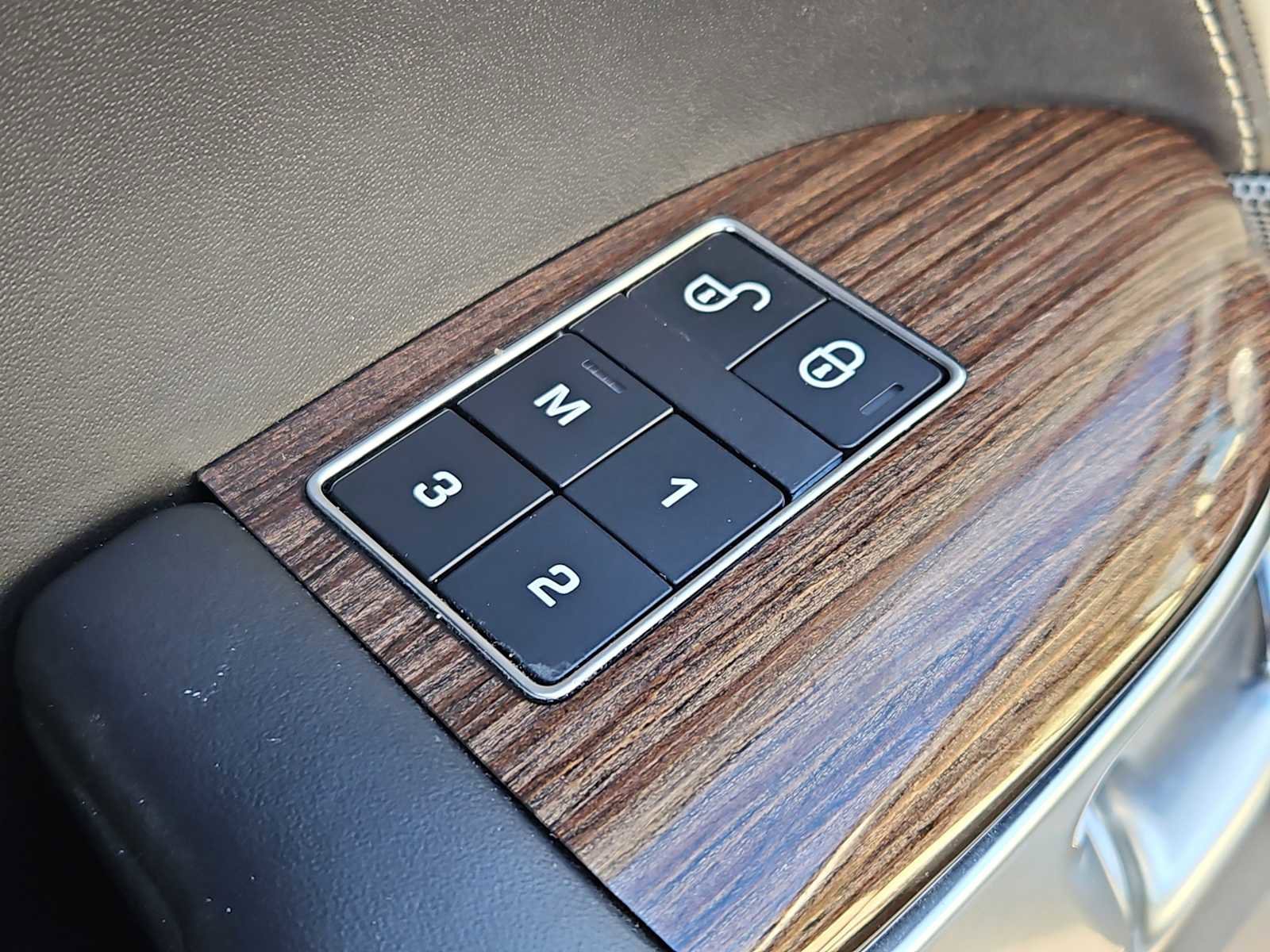 Used 2019 Land Rover Range Rover Sport Supercharged image 21