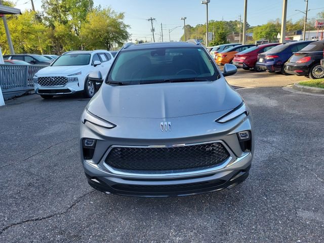 Used 2025 Buick Encore GX Sport Touring w/ Experience Buick Package image 5