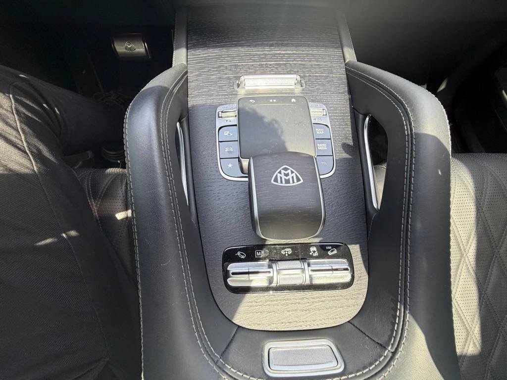 Used 2024 Mercedes-Benz Maybach GLS 600 4MATIC image 39