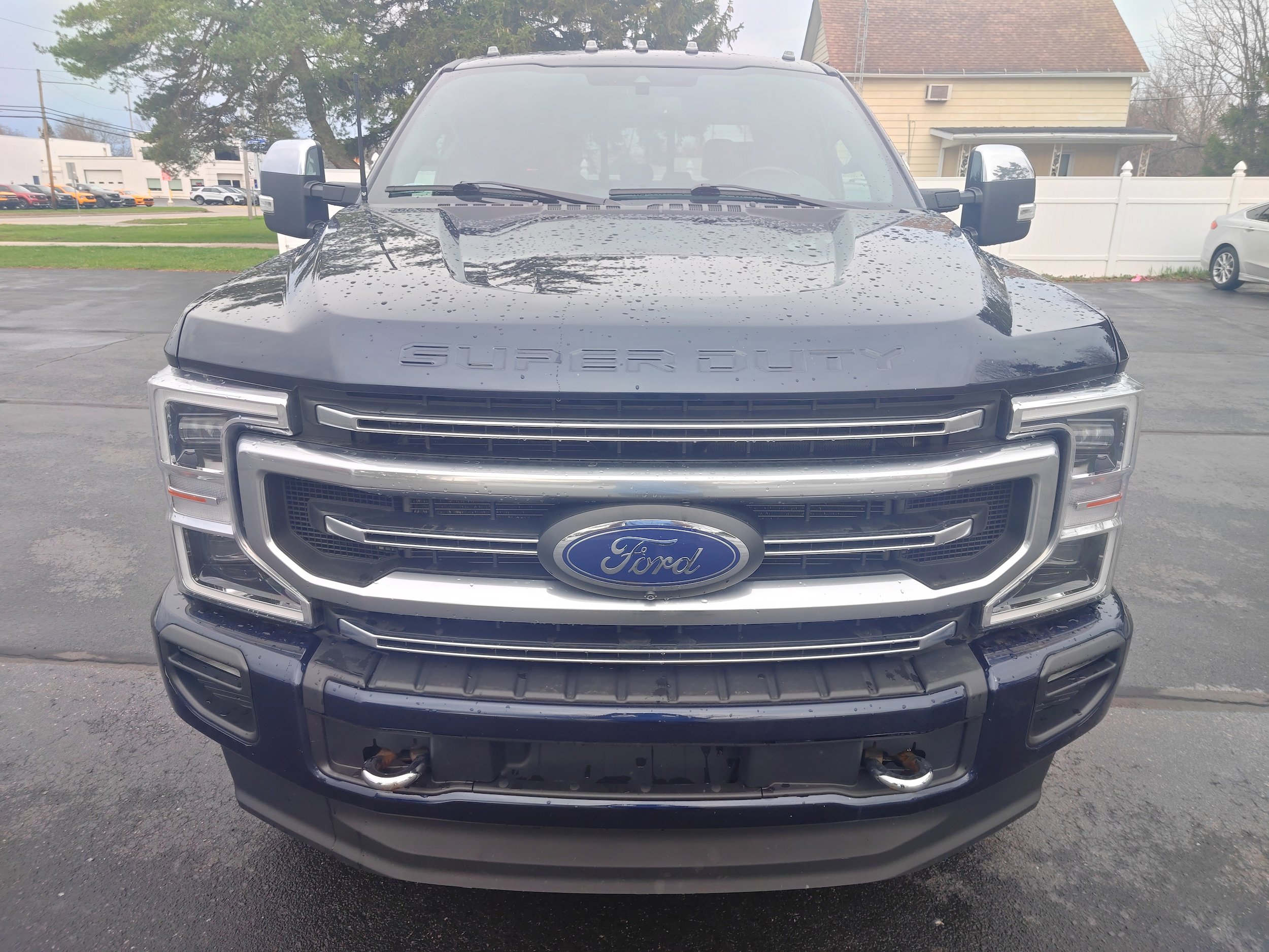 Used 2021 Ford F250 Platinum w/ FX4 Off-Road Package AWD/4WD image 3
