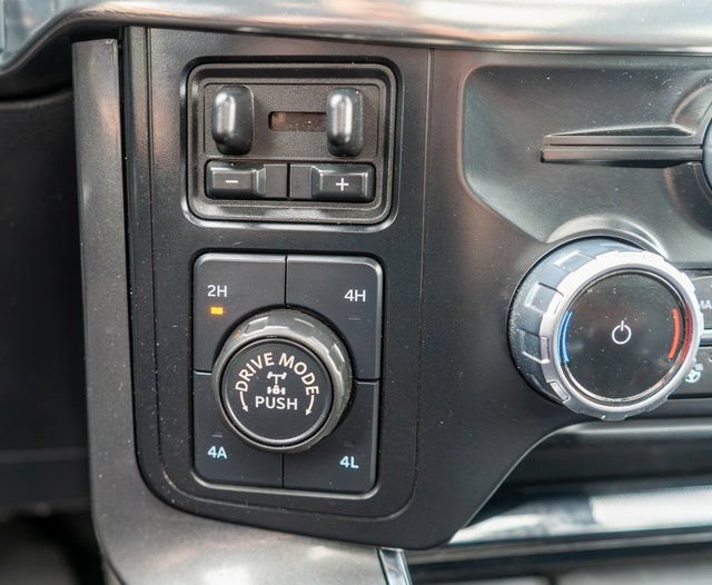 Used 2023 Ford F150 Lariat w/ Equipment Group 502A High AWD/4WD image 31