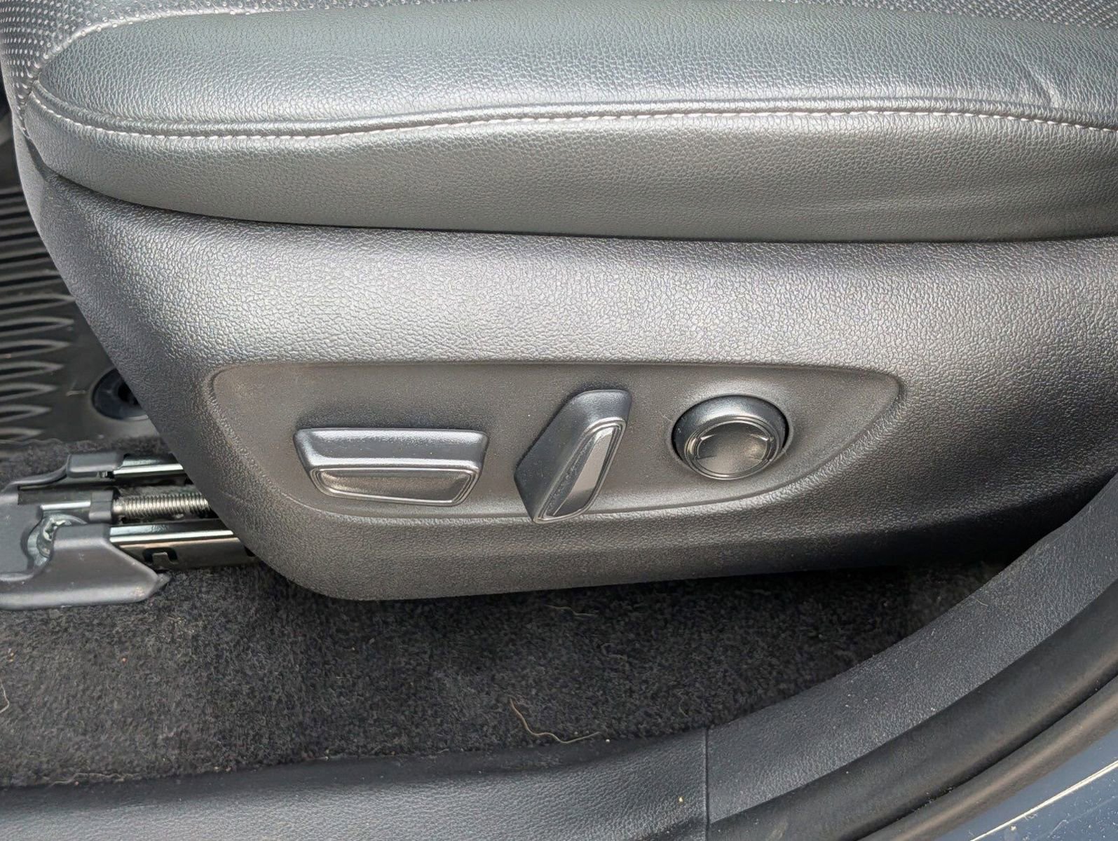 Used 2025 Toyota Grand Highlander AWD Hybrid image 22