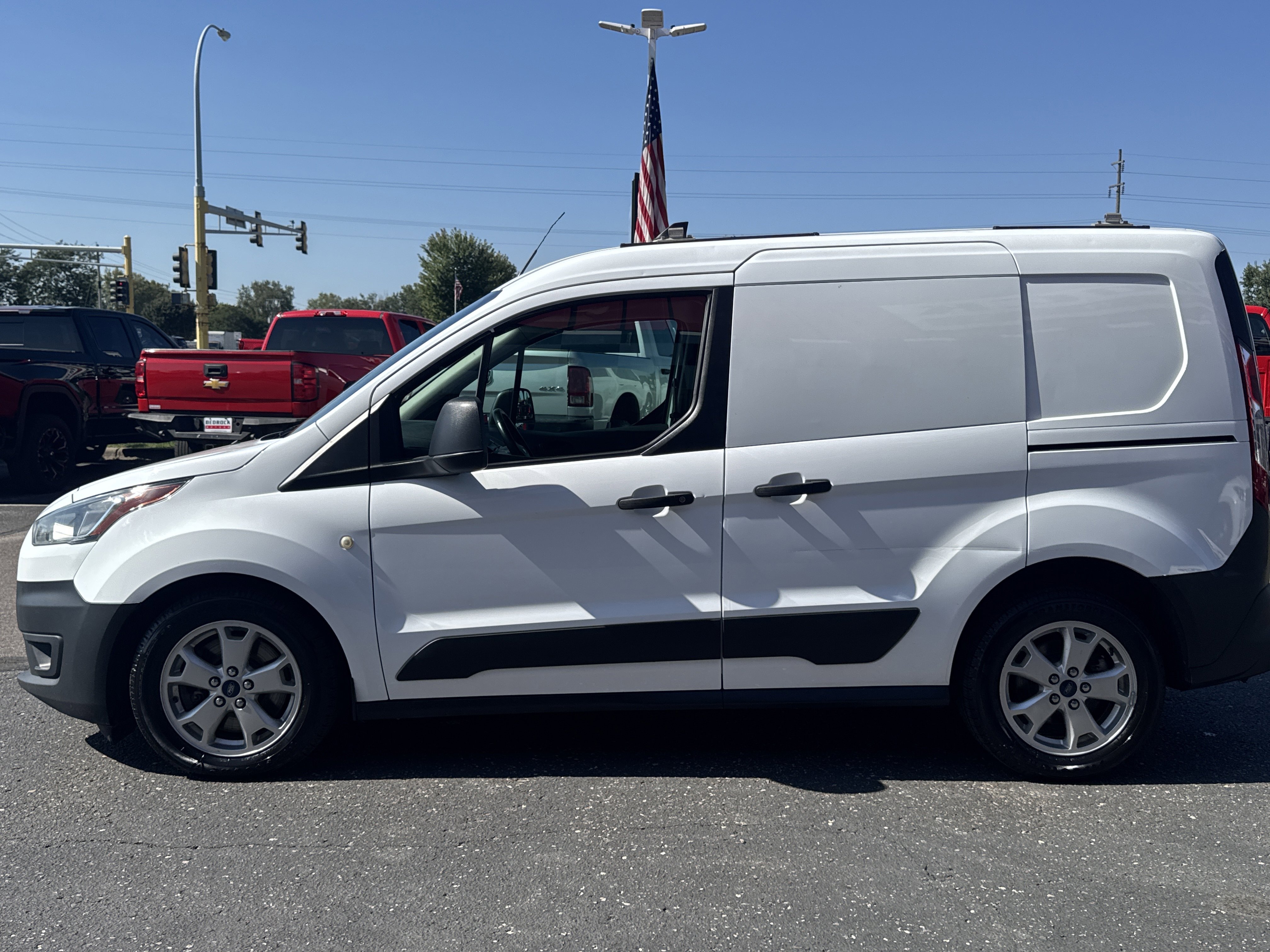 Used 2019 Ford Transit Connect XL image 4