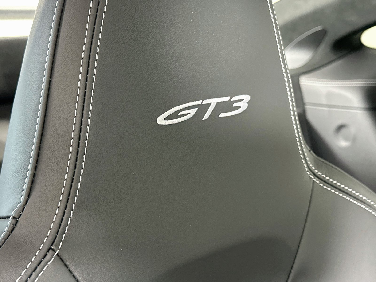 Used 2024 Porsche 911 GT3 RWD image 64