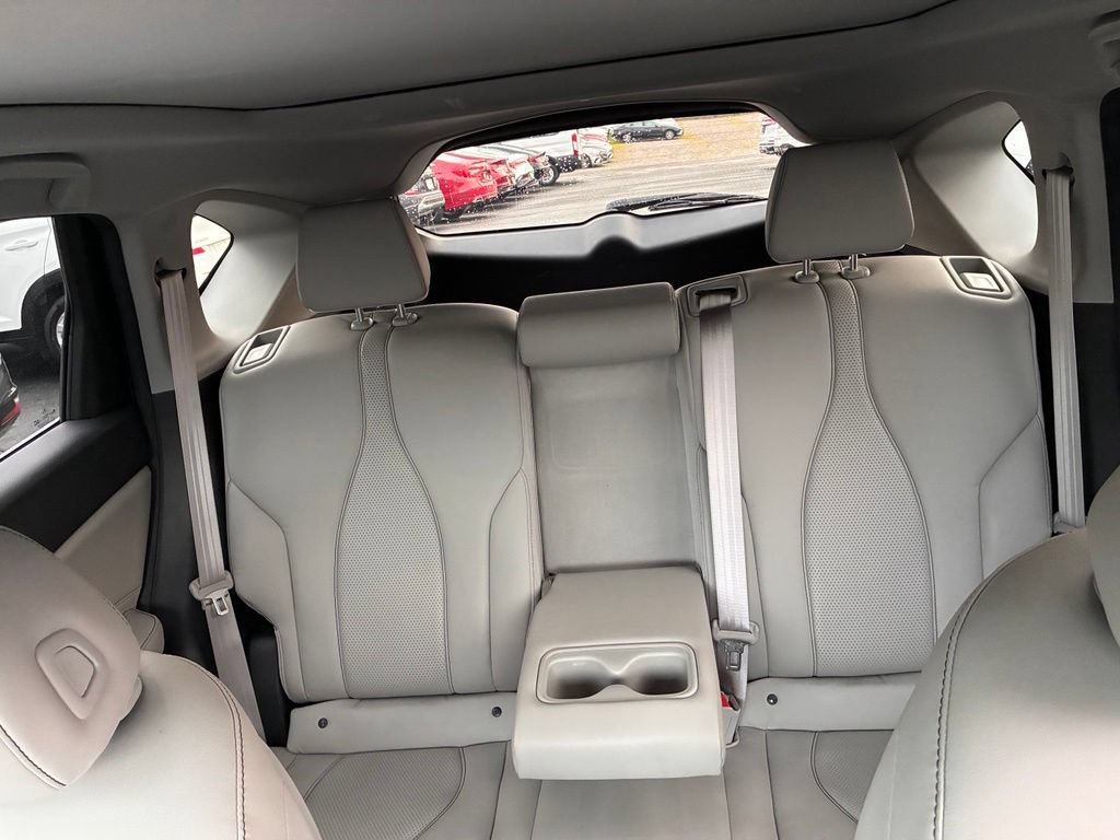 Used 2023 Acura RDX w/ Technology Package AWD/4WD image 18