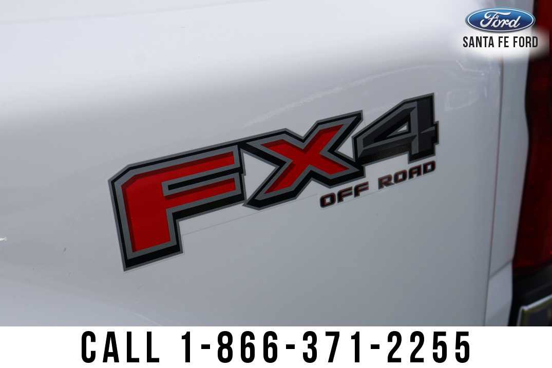 New 2026 Ford F350 XLT w/ XLT Premium Package AWD/4WD image 9