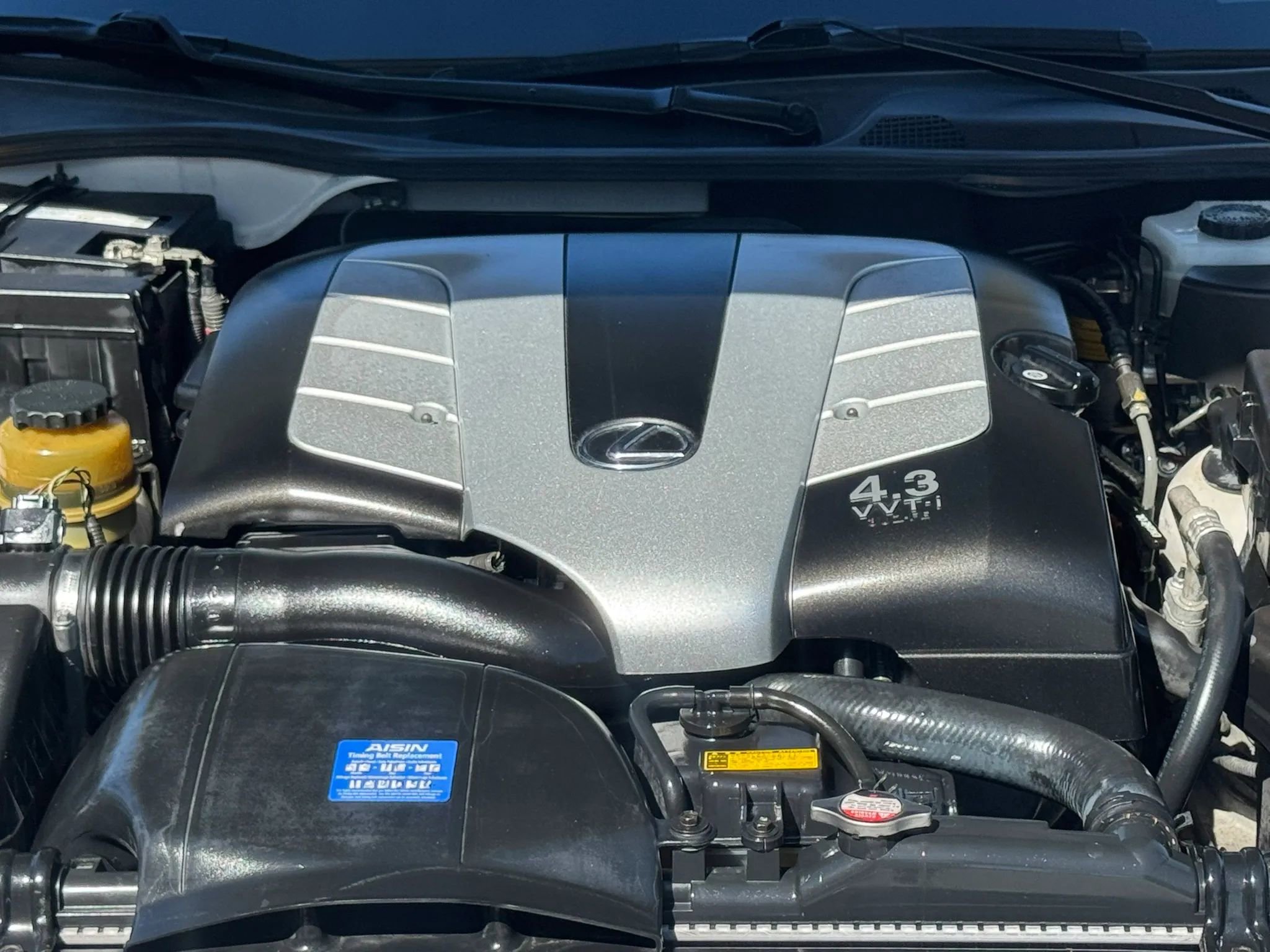 Used 2003 Lexus SC 430 Convertible image 25