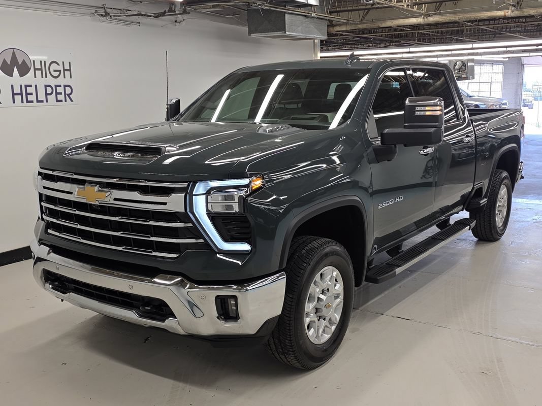 Used 2025 Chevrolet Silverado 2500 LTZ w/ LTZ Premium Package AWD/4WD image 14