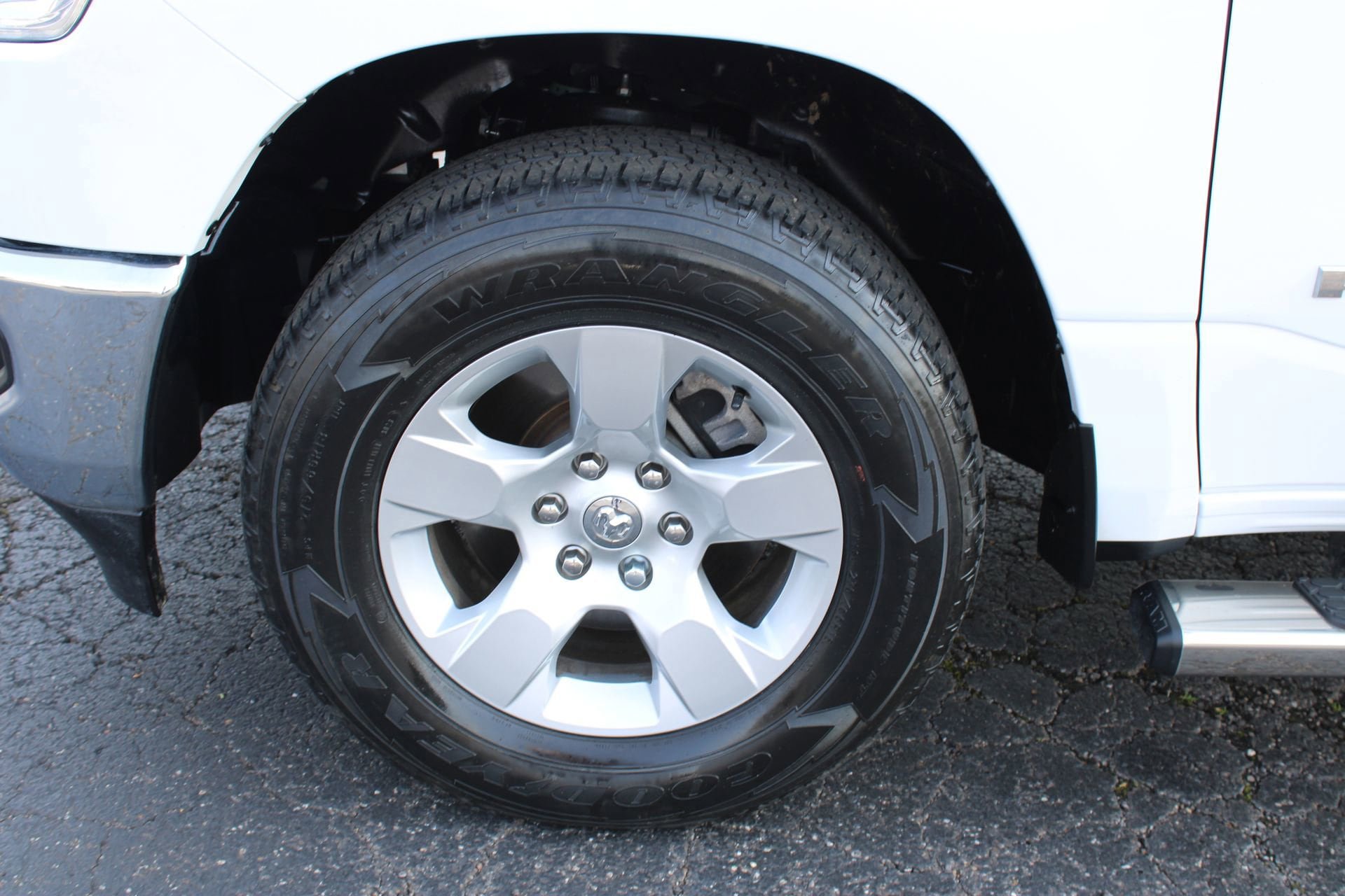 Used 2024 RAM 1500 Big Horn image 11