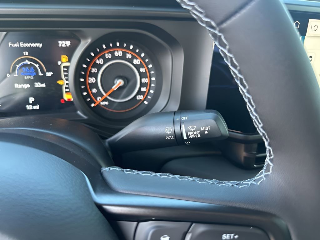 New 2025 Jeep Gladiator High Tide image 33