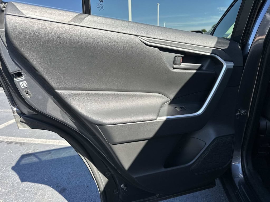 Used 2020 Toyota RAV4 LE w/ All Weather Liner Package AWD/4WD image 11