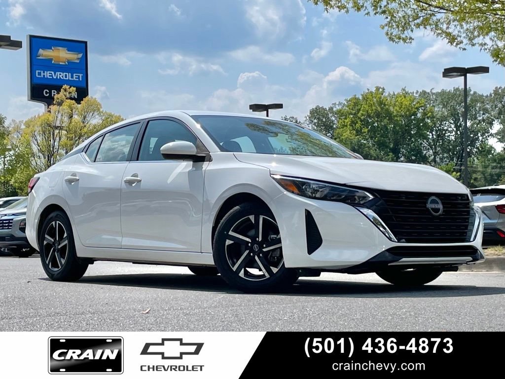 Used 2025 Nissan Sentra SV FWD image 1