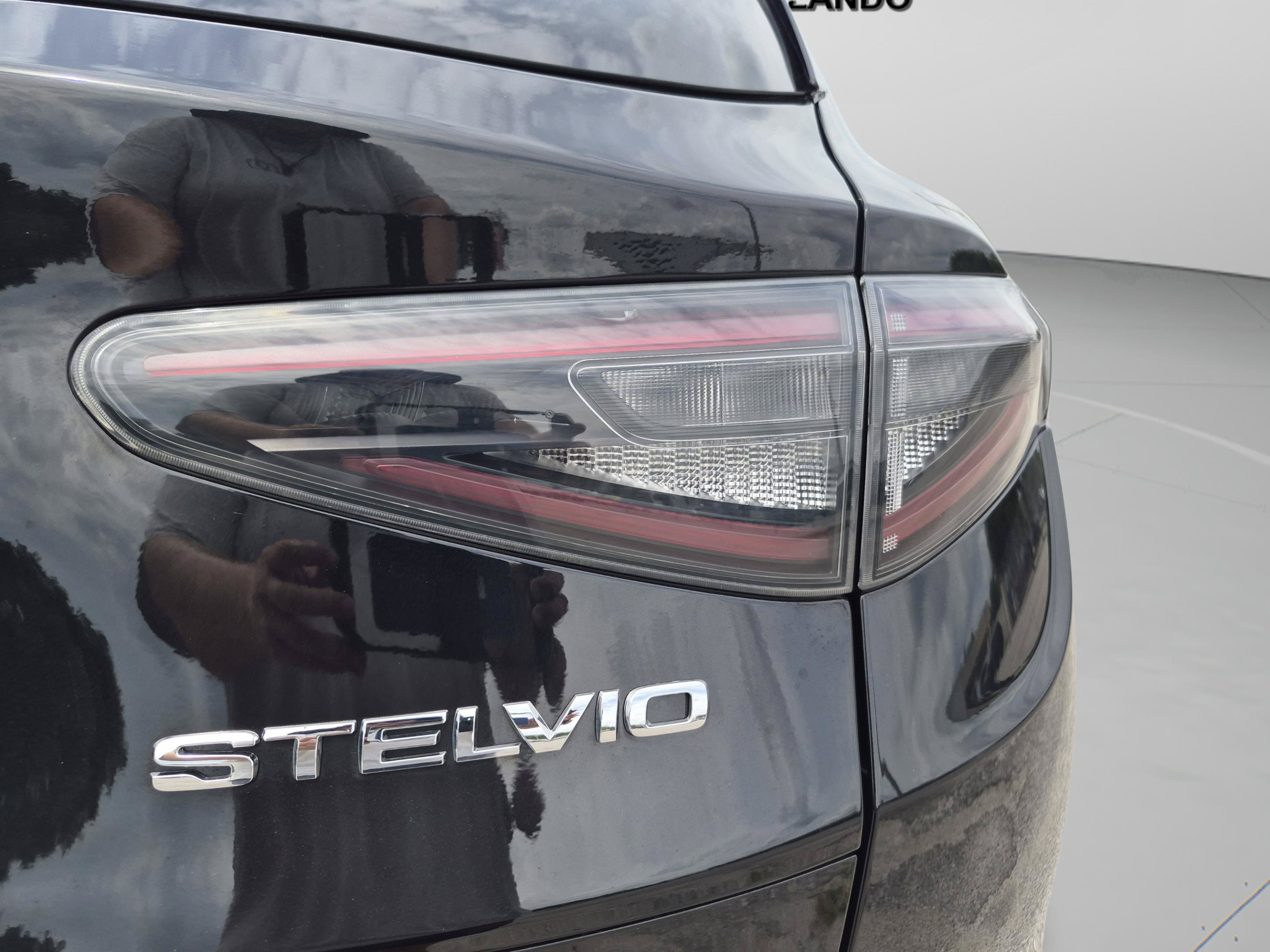 Used 2024 Alfa Romeo Stelvio Veloce AWD/4WD image 71