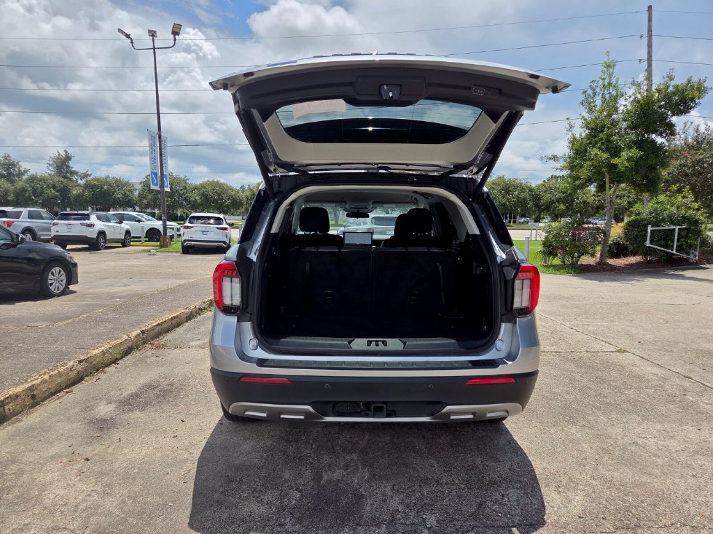 Used 2025 Ford Explorer Active w/ Active Comfort Package AWD/4WD image 28