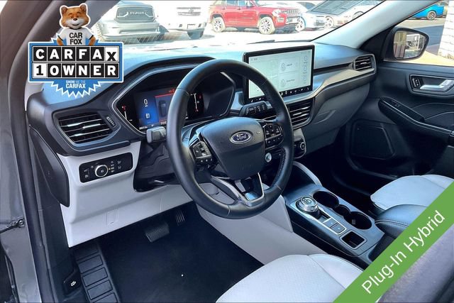 Used 2025 Ford Escape SE FWD image 14