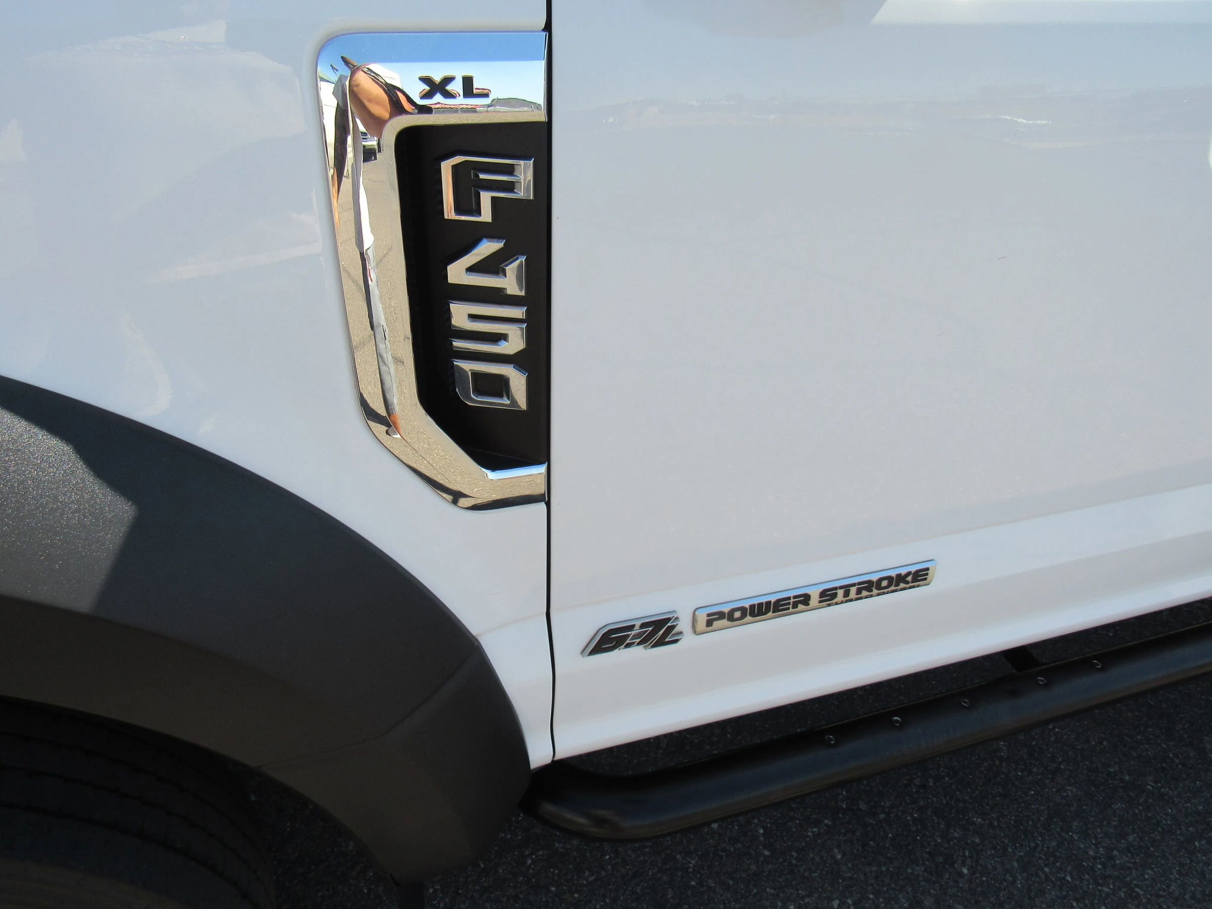 Used 2017 Ford F450 XL w/ Power Equipment Group RWD image 14