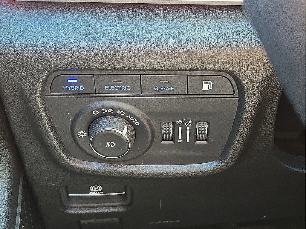 Used 2024 Jeep Grand Cherokee Trailhawk image 28