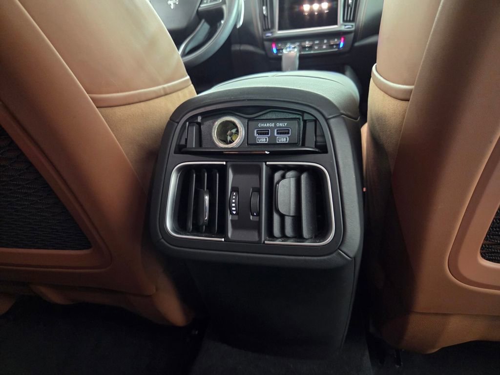 Used 2022 Maserati Levante Modena image 28