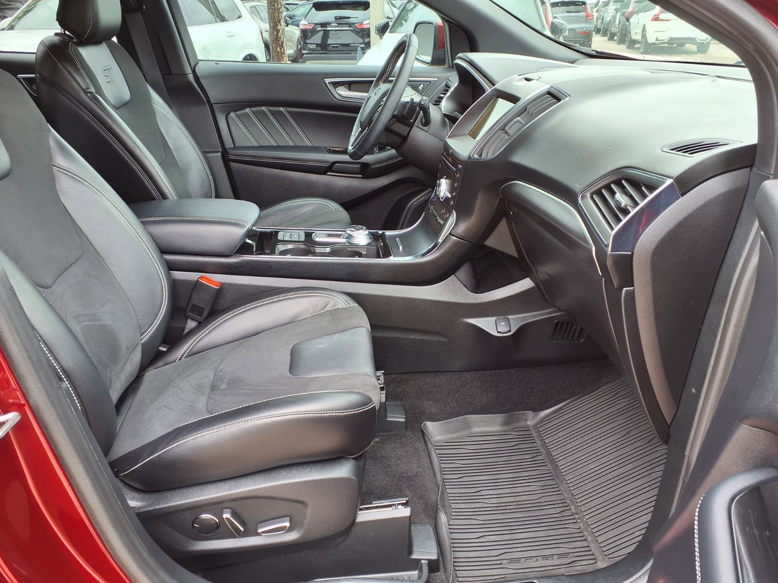 Used 2019 Ford Edge ST w/ Equipment Group 401A image 11