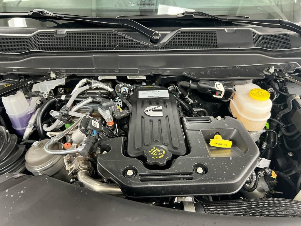 New 2026 RAM 3500 Tradesman AWD/4WD image 20