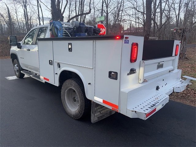 Used 2023 Chevrolet Silverado 3500 W/T w/ WT Convenience Package image 2
