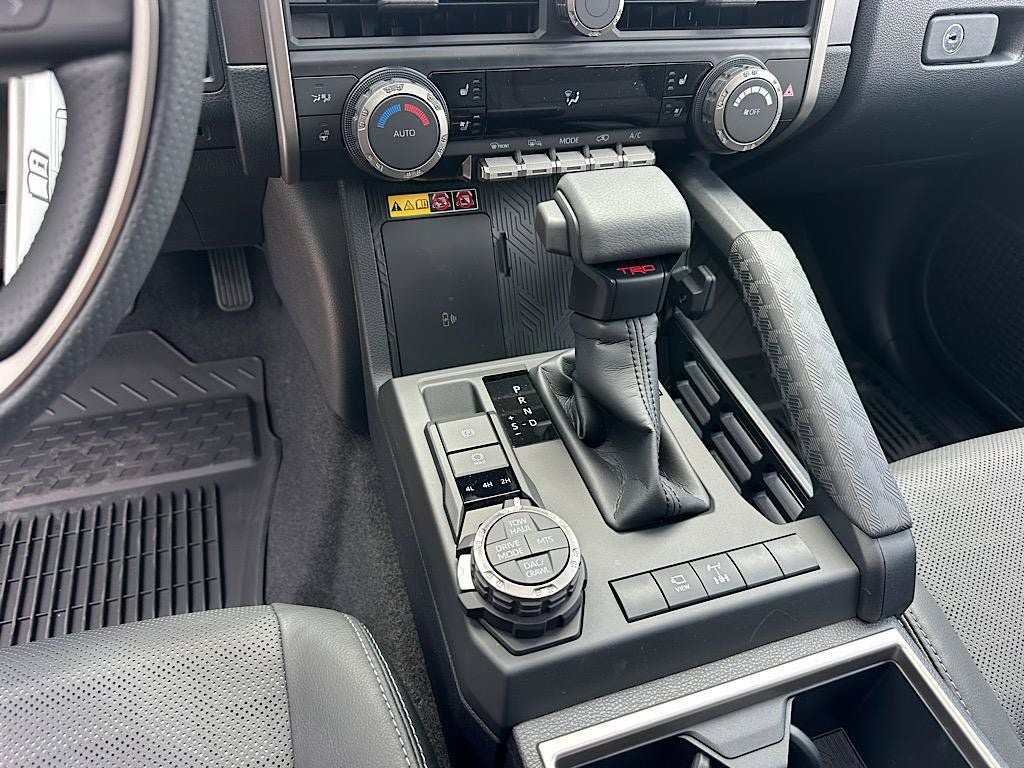 New 2026 Toyota 4Runner TRD Off-Road Premium AWD/4WD image 16
