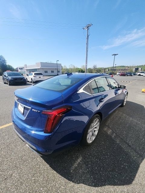 Used 2021 Cadillac CT5 Luxury w/ Cold Weather Package image 8