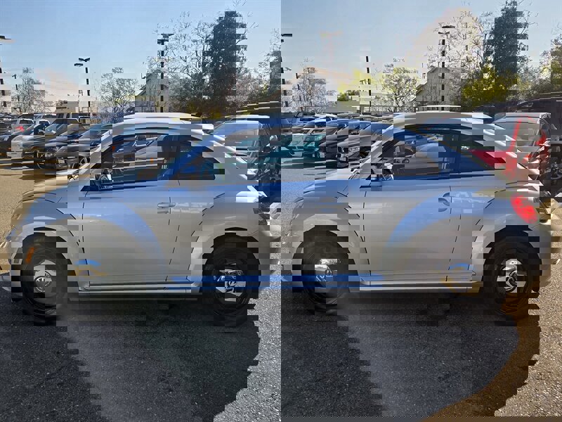 Used 2014 Volkswagen Beetle 2.5 image 3