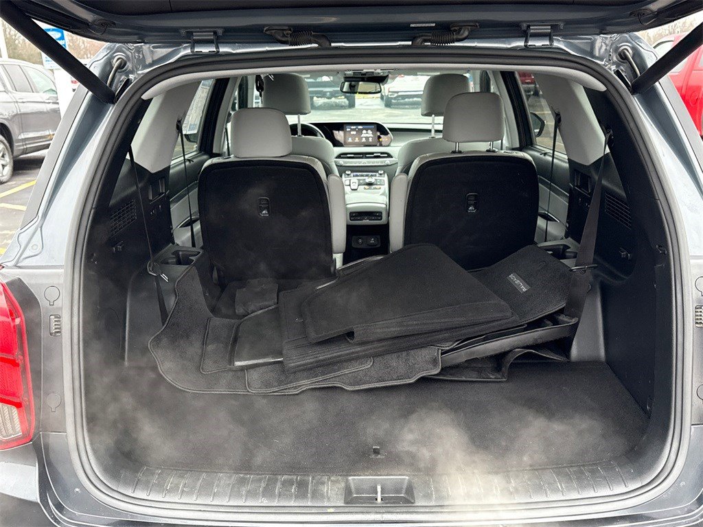 Used 2020 Hyundai Palisade SEL w/ Premium Package image 14