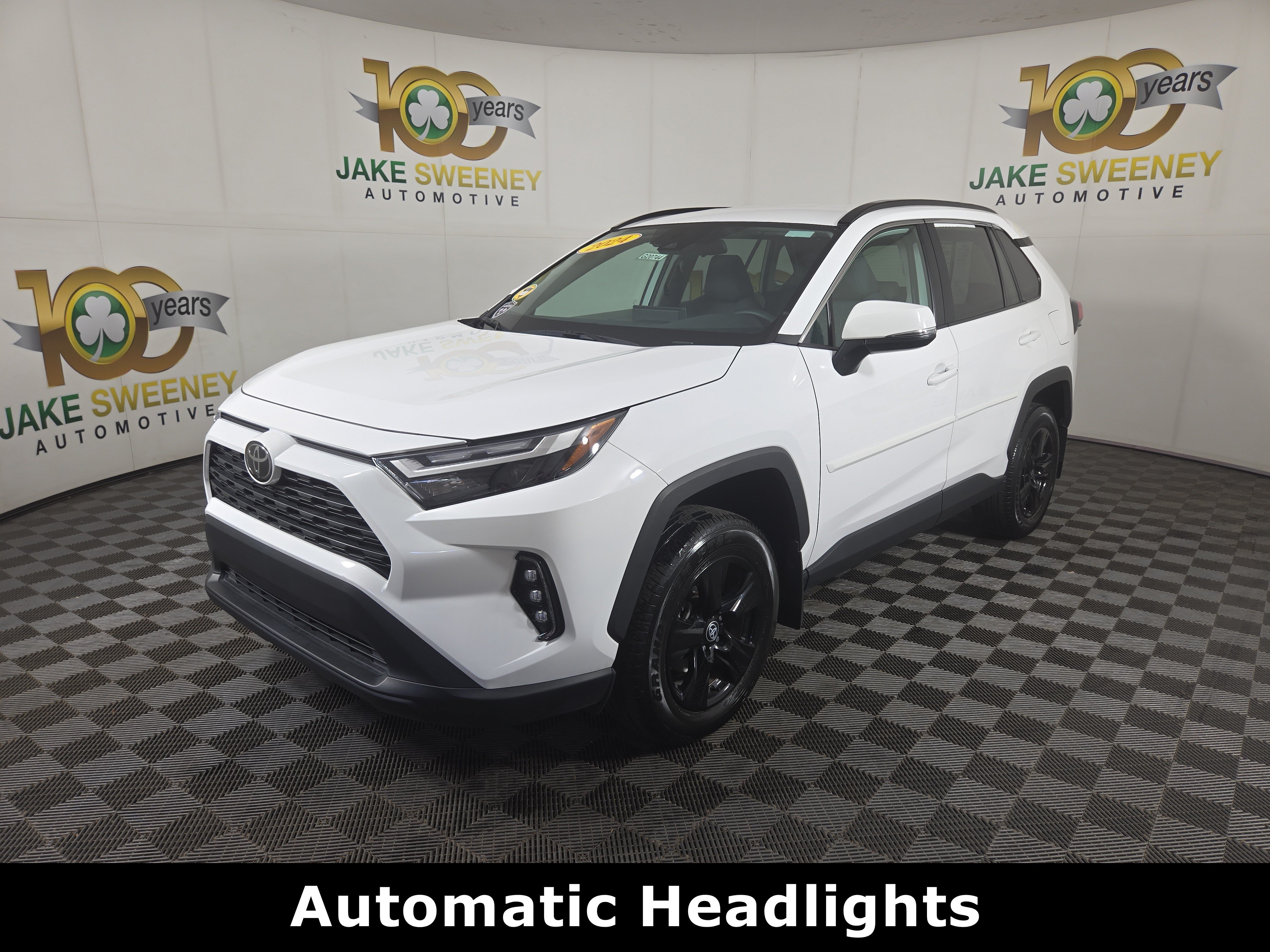 Used 2024 Toyota RAV4 XLE w/ Weather Package AWD/4WD image 3