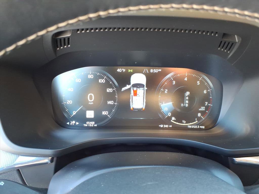 Used 2018 Volvo XC60 T5 R-Design w/ Convenience Package image 17