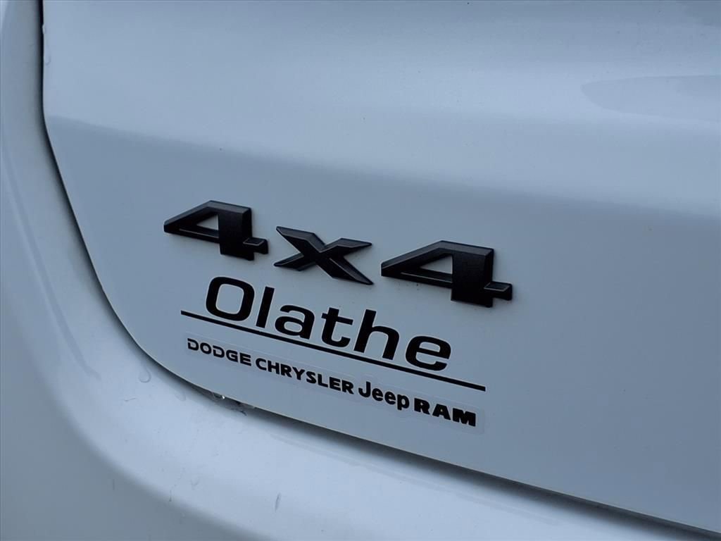 Used 2023 Jeep Compass Trailhawk image 19