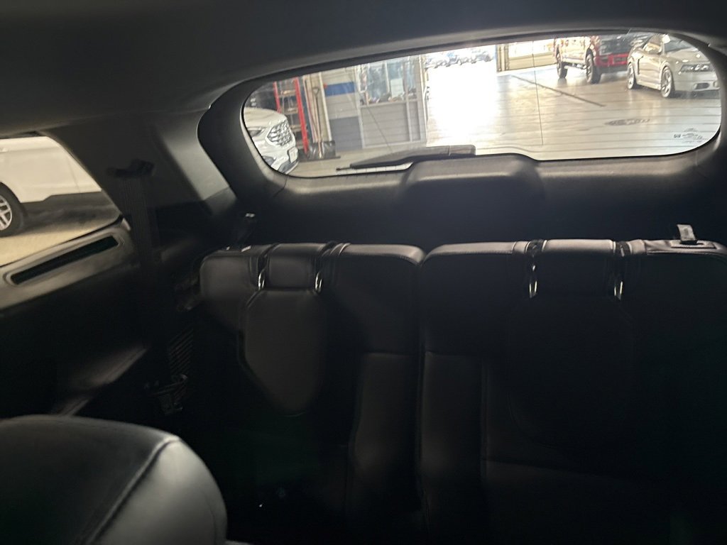 Used 2022 Ford Explorer XLT w/ Equipment Group 202A image 24