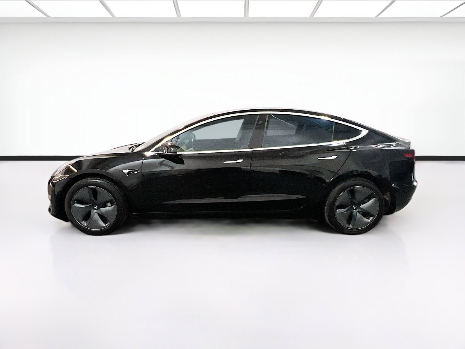 Used 2019 Tesla Model 3 Standard Range Plus RWD image 23