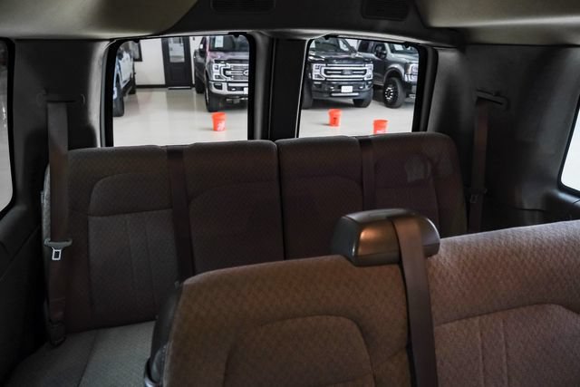 Used 2017 Chevrolet Express 3500 LT w/ LT Preferred Equipment Group RWD image 38