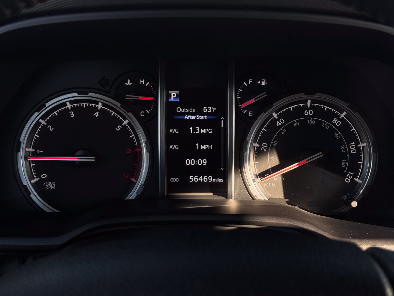Used 2021 Toyota 4Runner Venture w/ Moonroof Package AWD/4WD image 18
