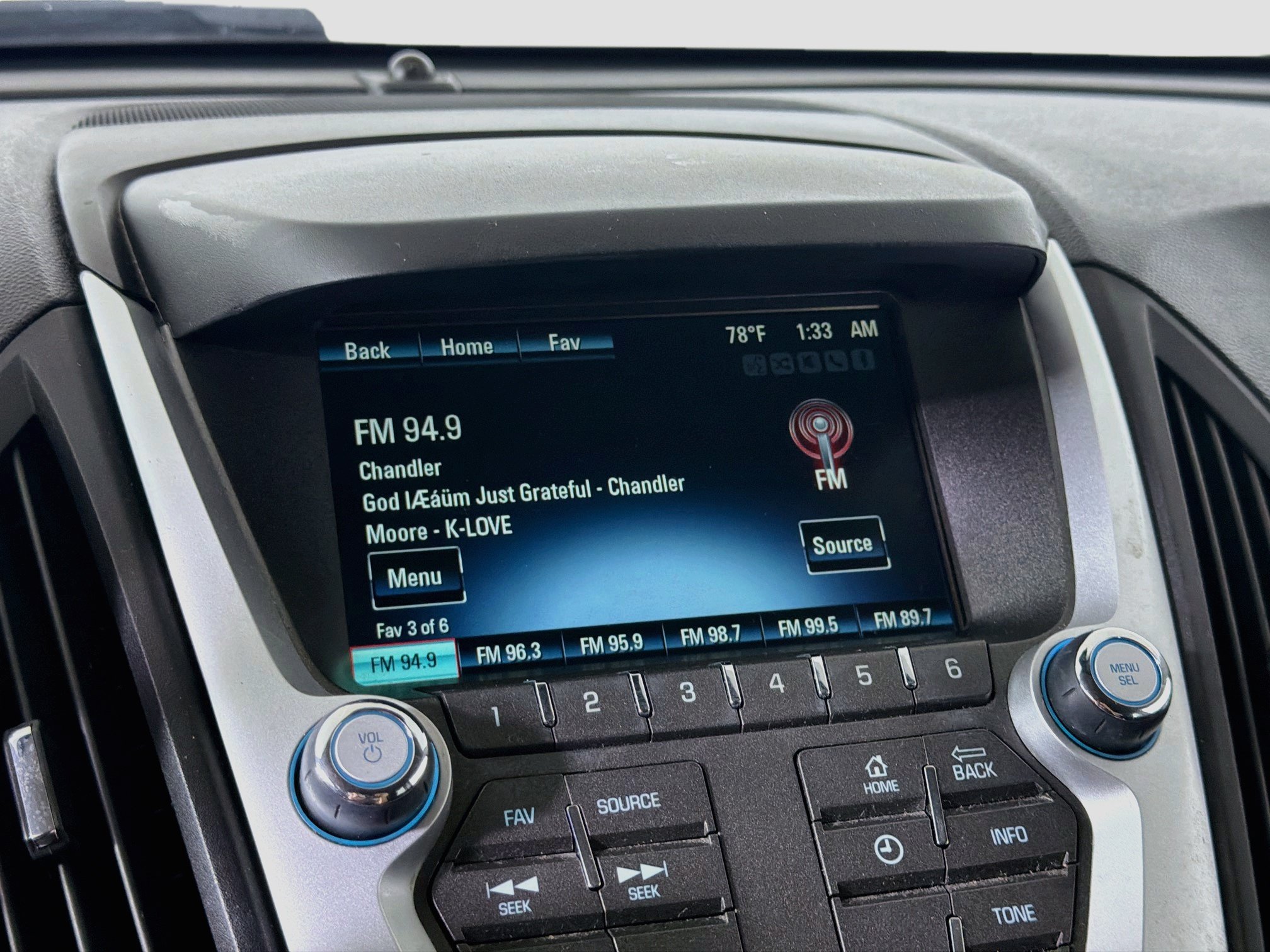 Used 2016 Chevrolet Equinox LT FWD image 19