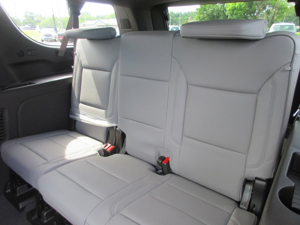 New 2026 GMC Yukon XL Elevation w/ Elevation Premium Package AWD/4WD image 14