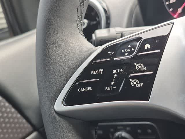 New 2026 Mercedes-Benz GLB 250 4MATIC image 24