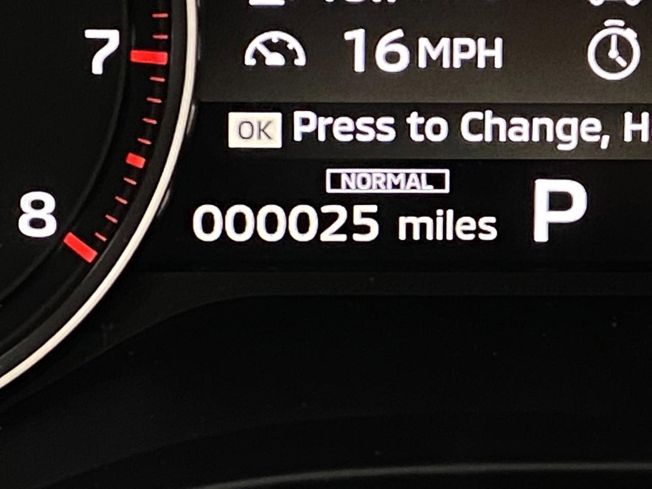 New 2026 Mitsubishi Outlander SE image 18