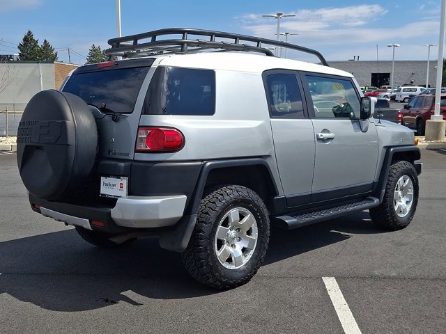 Used 2010 Toyota FJ Cruiser 4WD image 6
