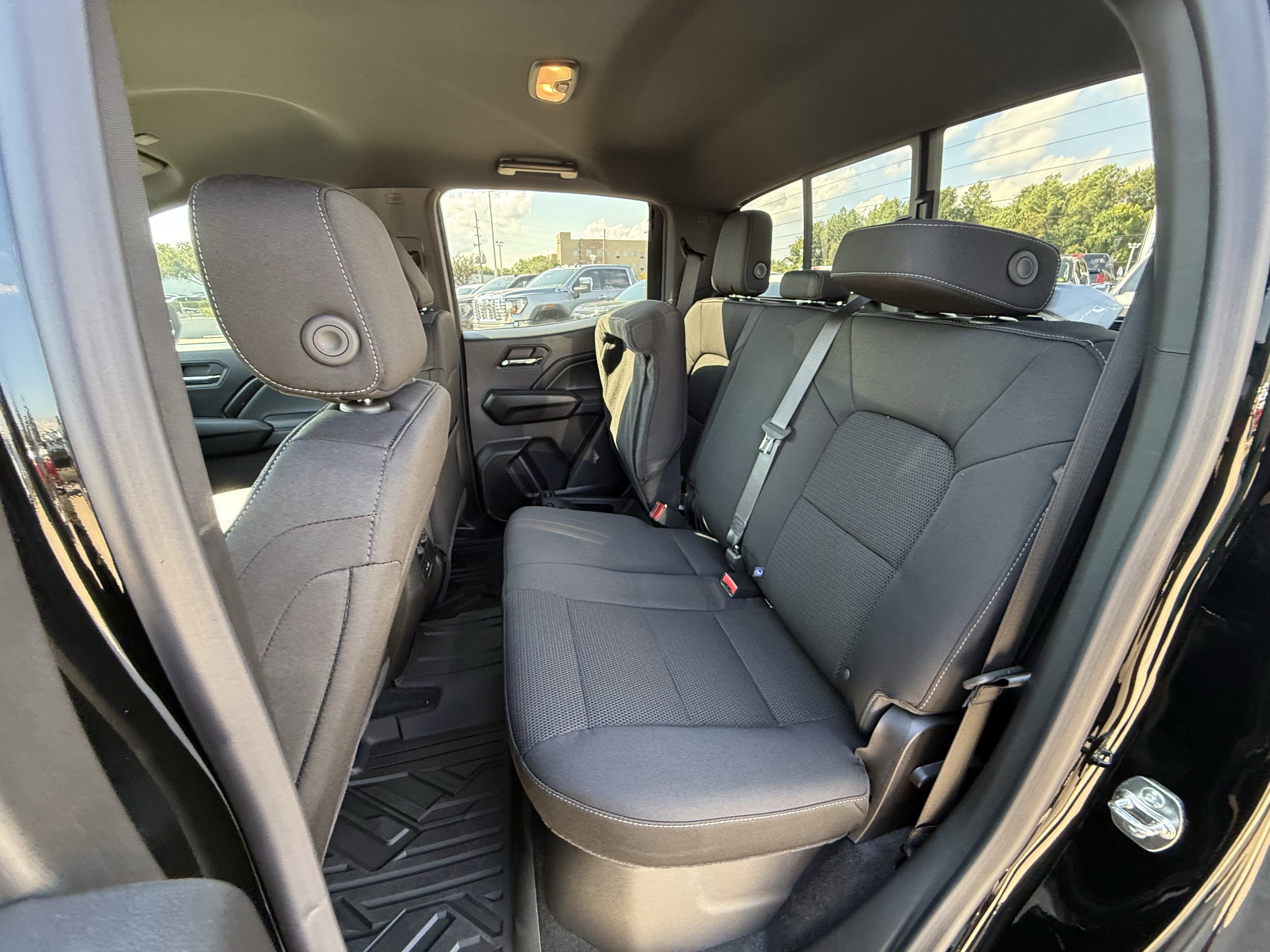 New 2026 GMC Canyon Elevation w/ Convenience Package image 16