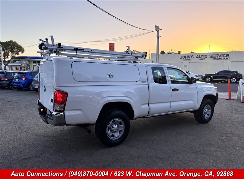 Used 2016 Toyota Tacoma SR RWD image 3