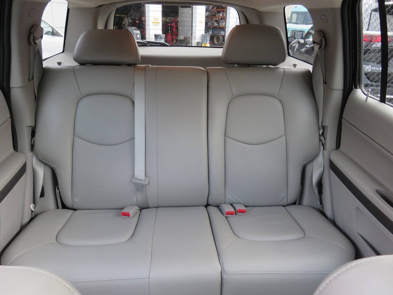 Used 2011 Chevrolet HHR LT FWD image 19