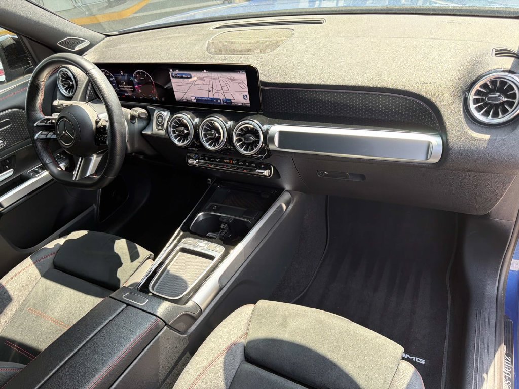 Used 2025 Mercedes-Benz GLB 250 image 13