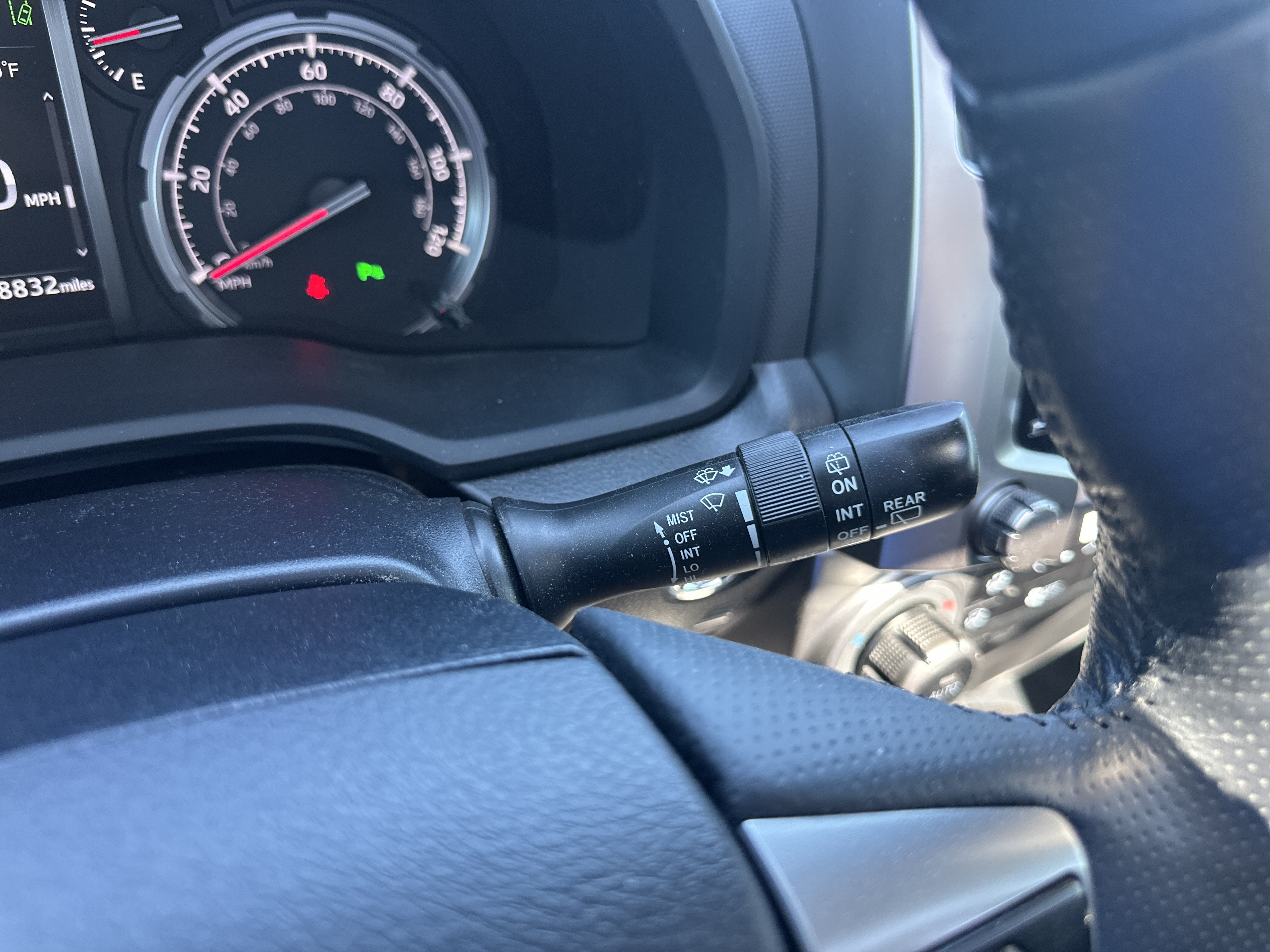 Used 2023 Toyota 4Runner Limited AWD/4WD image 23