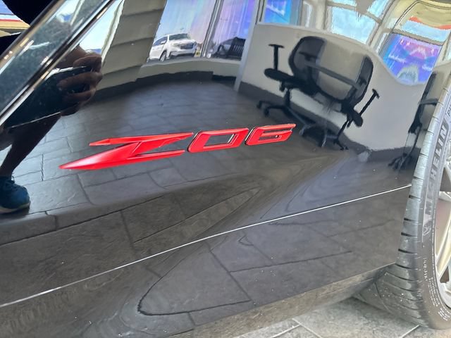 Used 2024 Chevrolet Corvette Z06 RWD image 16