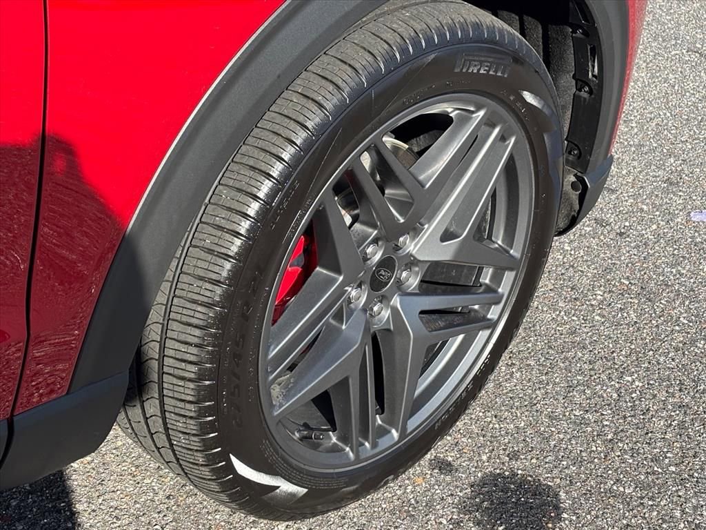 Used 2025 Ford Explorer ST image 28