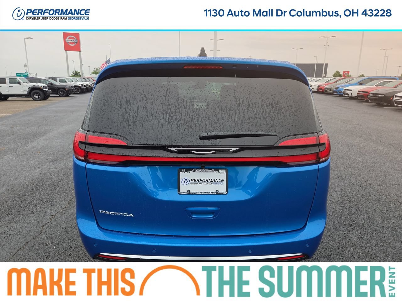 New 2027 Chrysler Pacifica Select w/ Family Tech Group FWD image 6