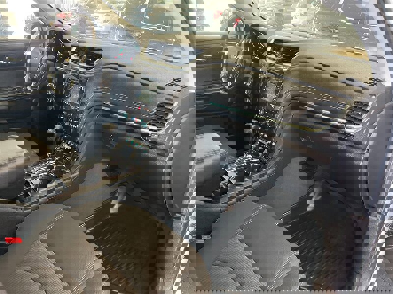 Used 2016 Chevrolet Traverse LT FWD image 22